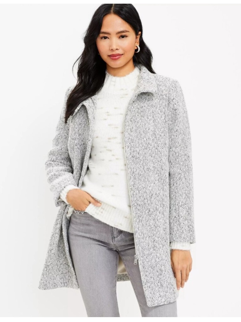 New LOFT Herringbone Funnel Neck
Coat Herringbone Wool-Blend Coat